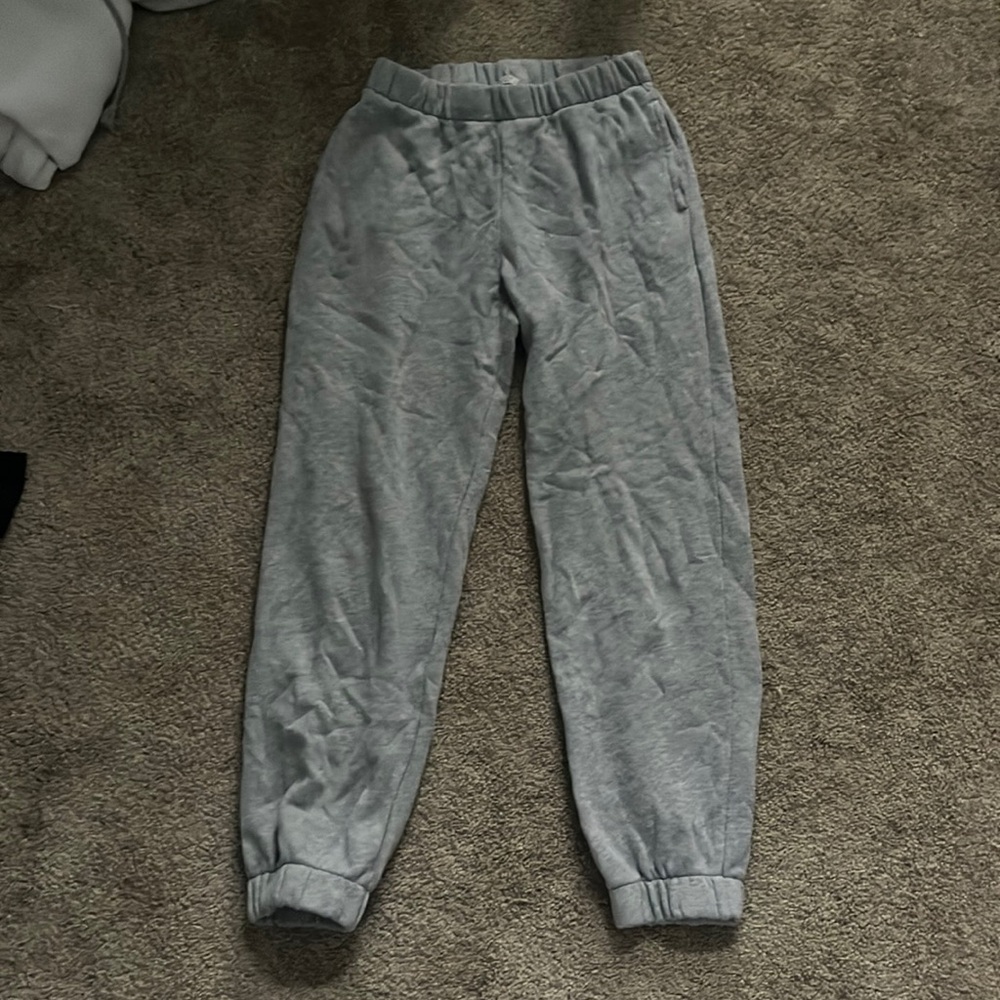BRANDY MELVILLE grey sweatpants